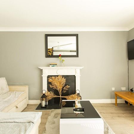 דבלין Modern Elegant Central Apt With Parking מראה חיצוני תמונה